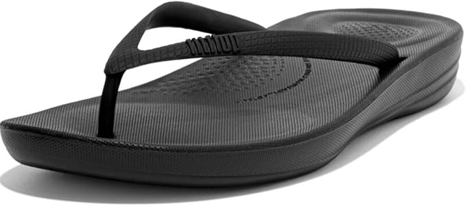 FitFlop DG5399-090 IQUSHION Ombre Sparkle FLIP-Flops | Amazon (US)