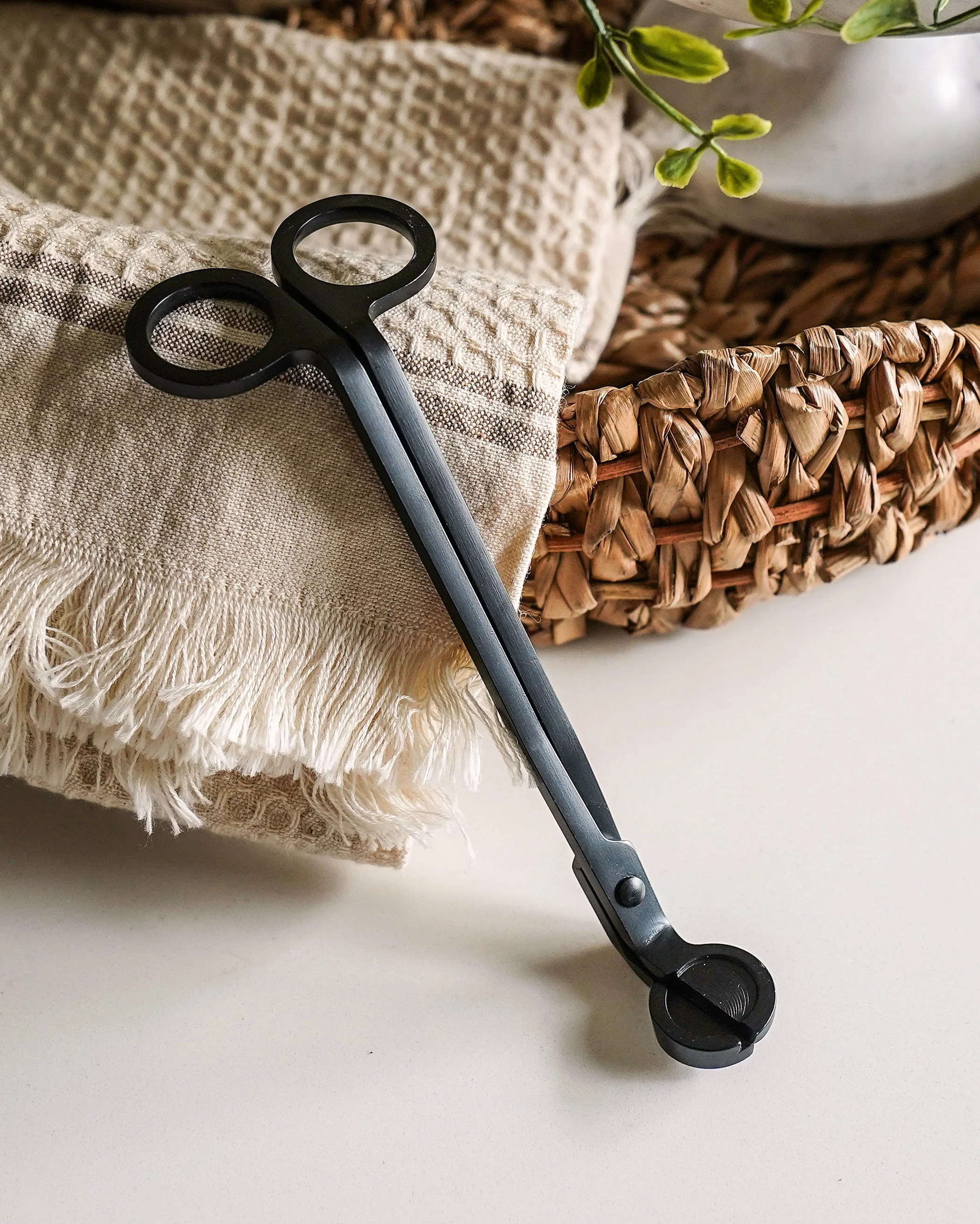 Black Wick Trimmer | MJHome