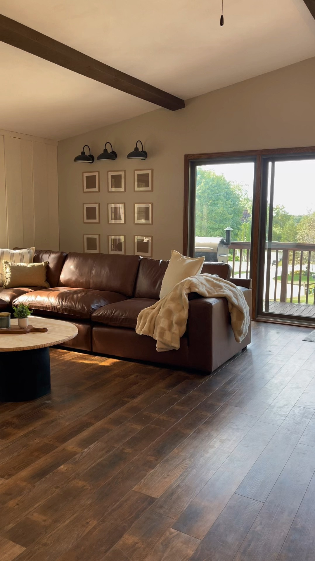 Our couch 🧺🛋️

#LTKHome