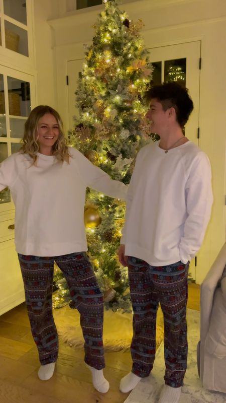 Our matching Christmas Pajamas 🎄🫶🏼