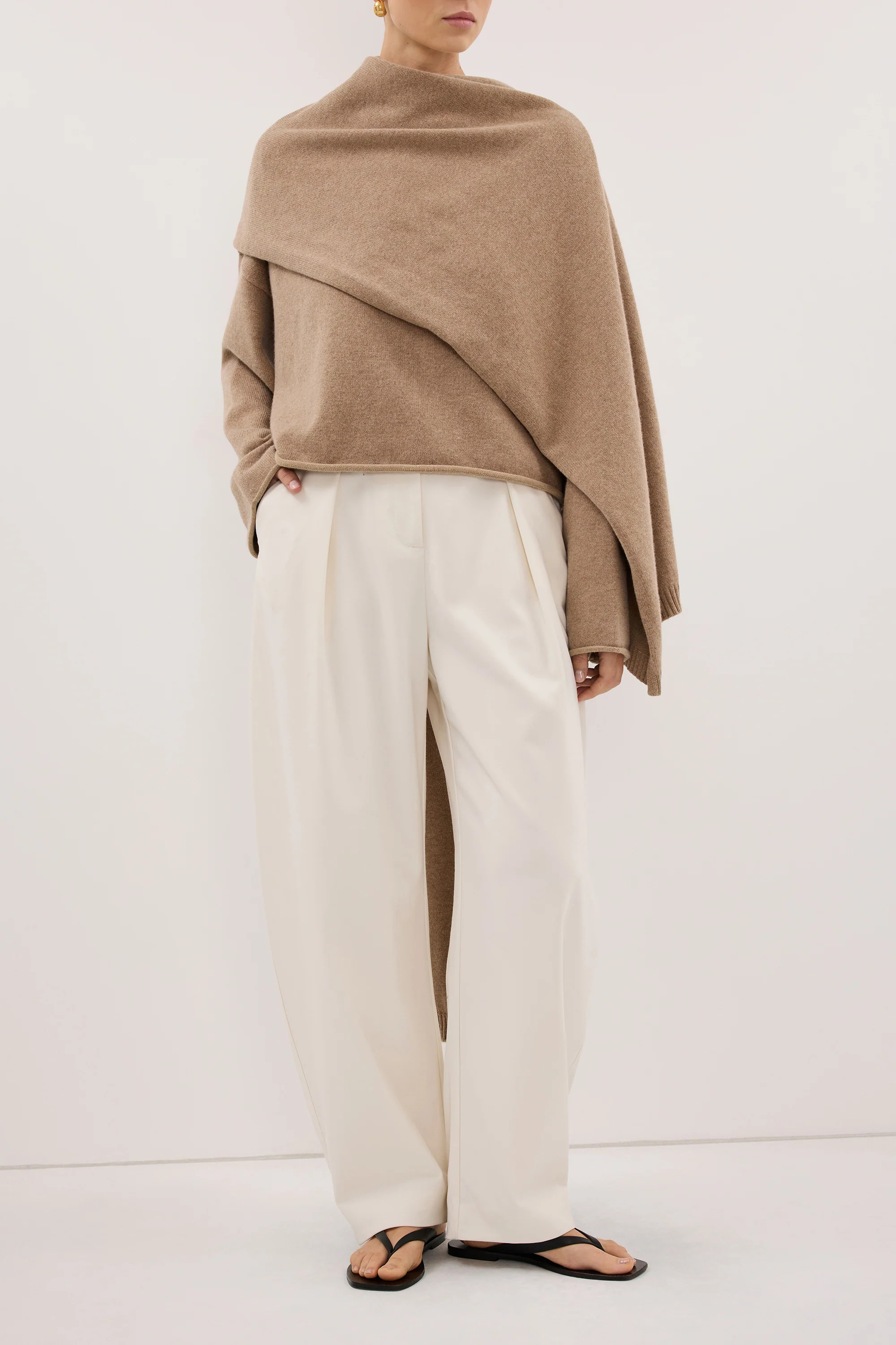 ROMY CREAM BARREL LEG TAILORED PANT | DISSH