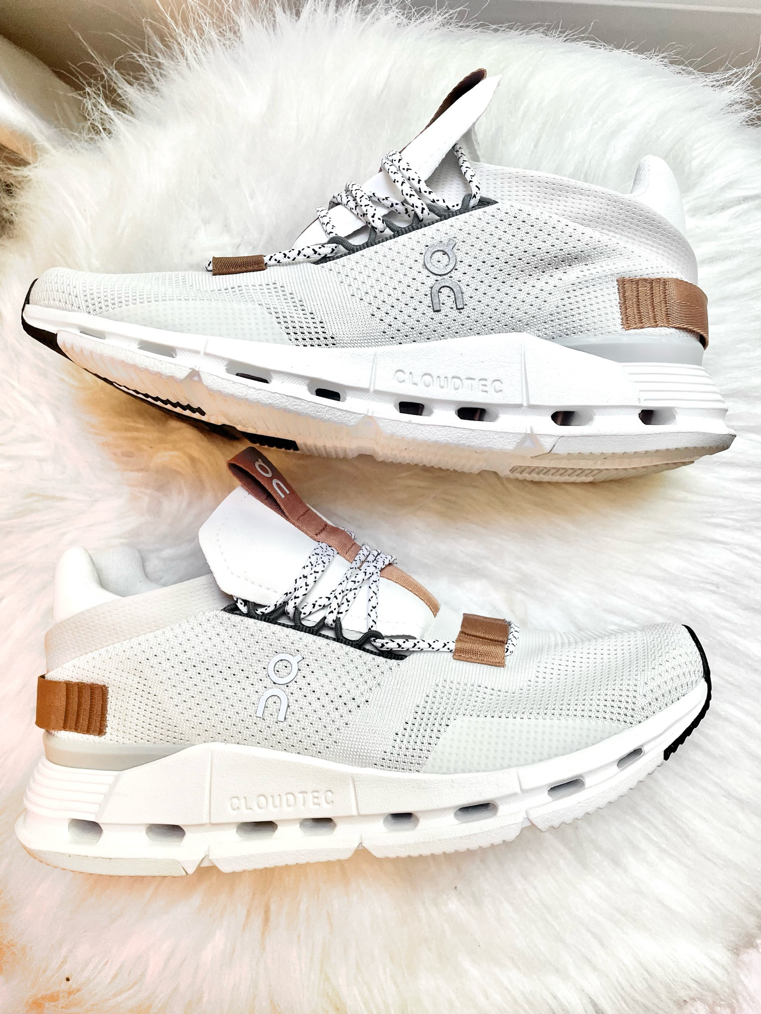 oncloud cloudnova white