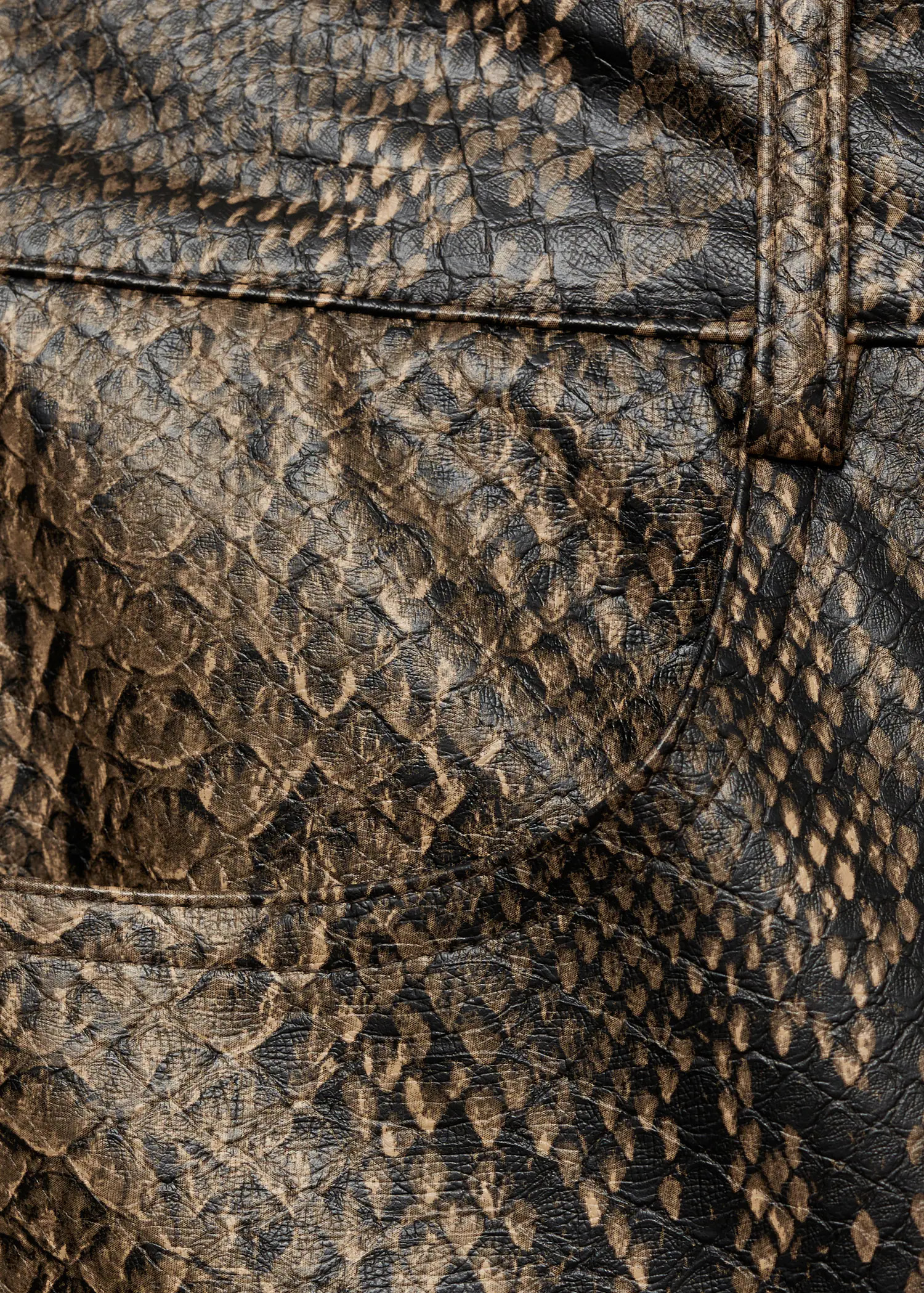 Straight snakeskin-effect pants | Mango (US/MX/AU)