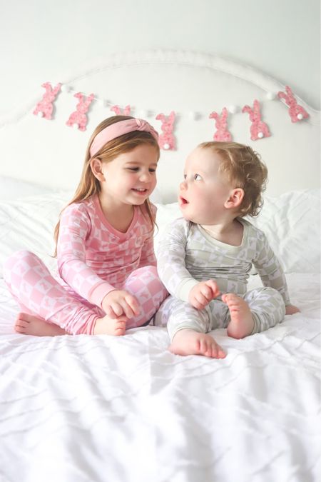 It’s time to order Easter jammies!
Dream Big Little Co has the softest bamboo in the sweetest pastels and prints for spring.

Easter outfit / Easter pajamas / spring pajamas / kids pajamas / family Easter #ad #dreambiglittleco #dblcpartner #dblceaster

#LTKSeasonal #LTKbaby #LTKkids