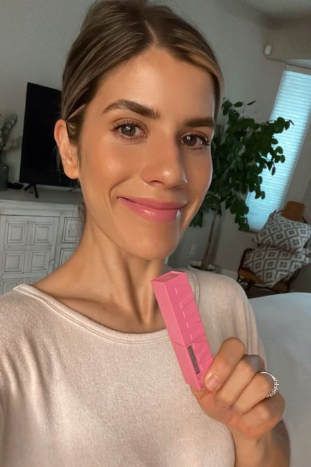 ON SALE for under $10!!
The best pink lip by Maybelline💄 
Color: Upbeat 

#affordablemakeup #pinklip #lipstick #maybelline #makeupdupes #weddinglip 

#LTKsalealert #LTKstyletip #LTKfindsunder50