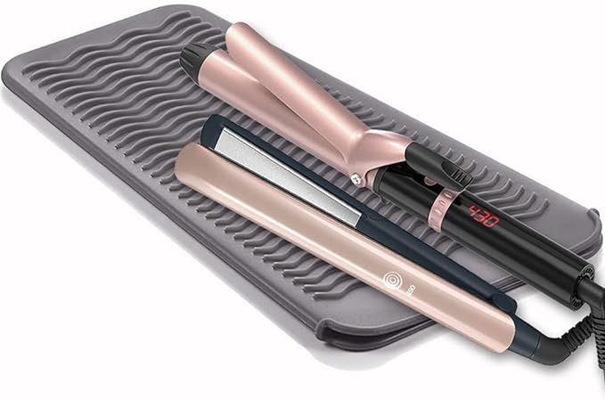 Hair Iron Mat & Pouch, Professional Heat Resistant Mat for Flat Iron and Curling Iron, Portable T... | Amazon (US)