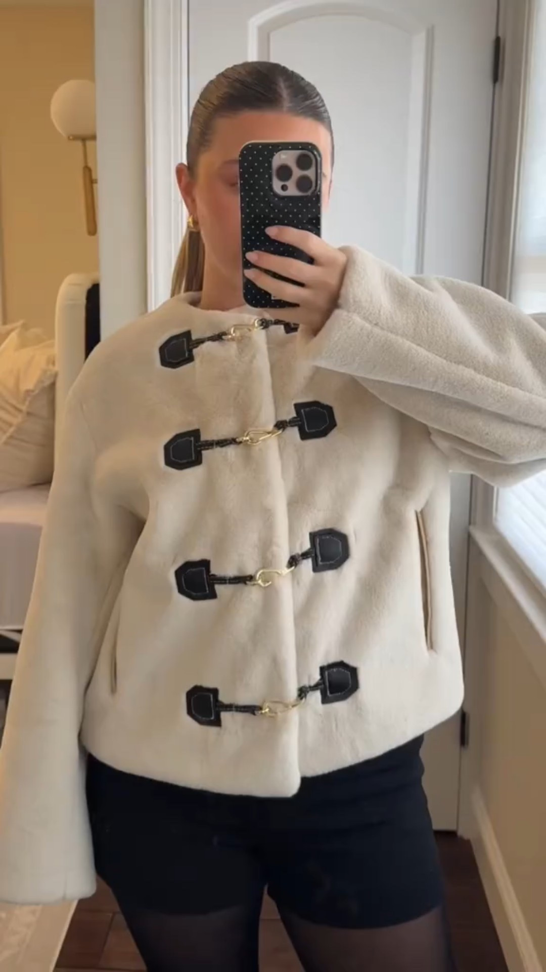 Need a moment for this jacket 

Size S

#LTKHoliday #LTKSeasonal #LTKootd