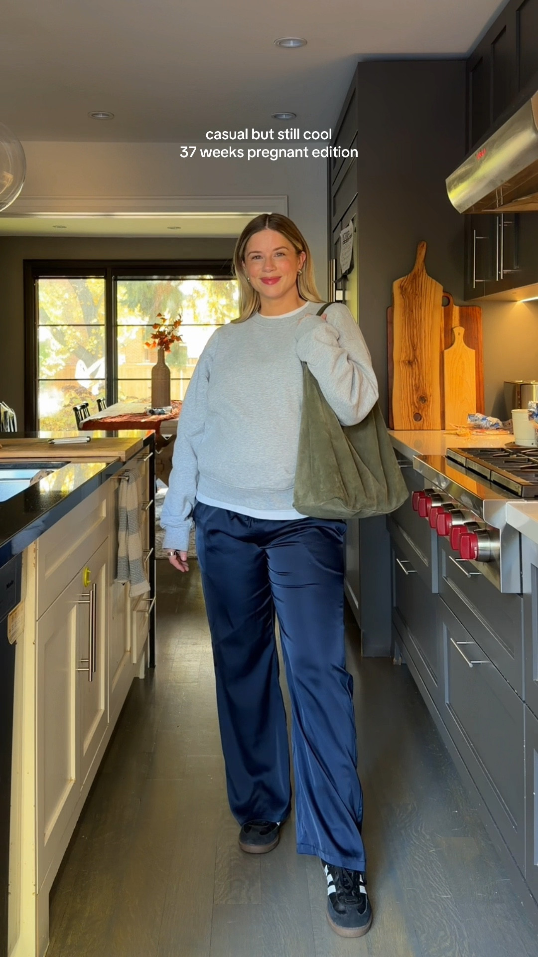 Cozy non maternity maternity outfits 

#LTKcanada #LTKmaternity #LTKfall