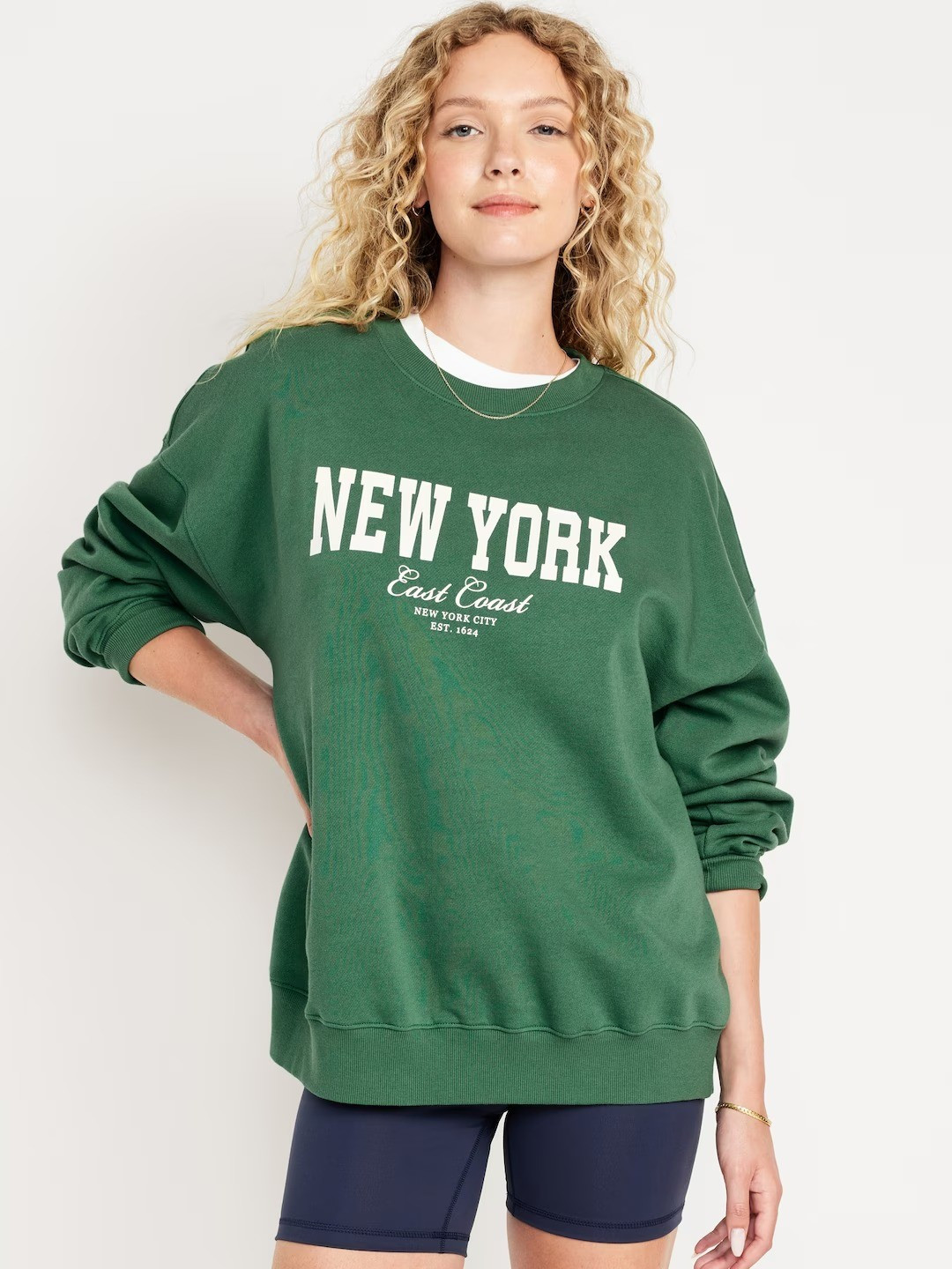 Green new york crewneck sweatshirt size xsGreen powerboat skort size Medium 

#LTKSeasonal #LTKOver40 #LTKMidsize