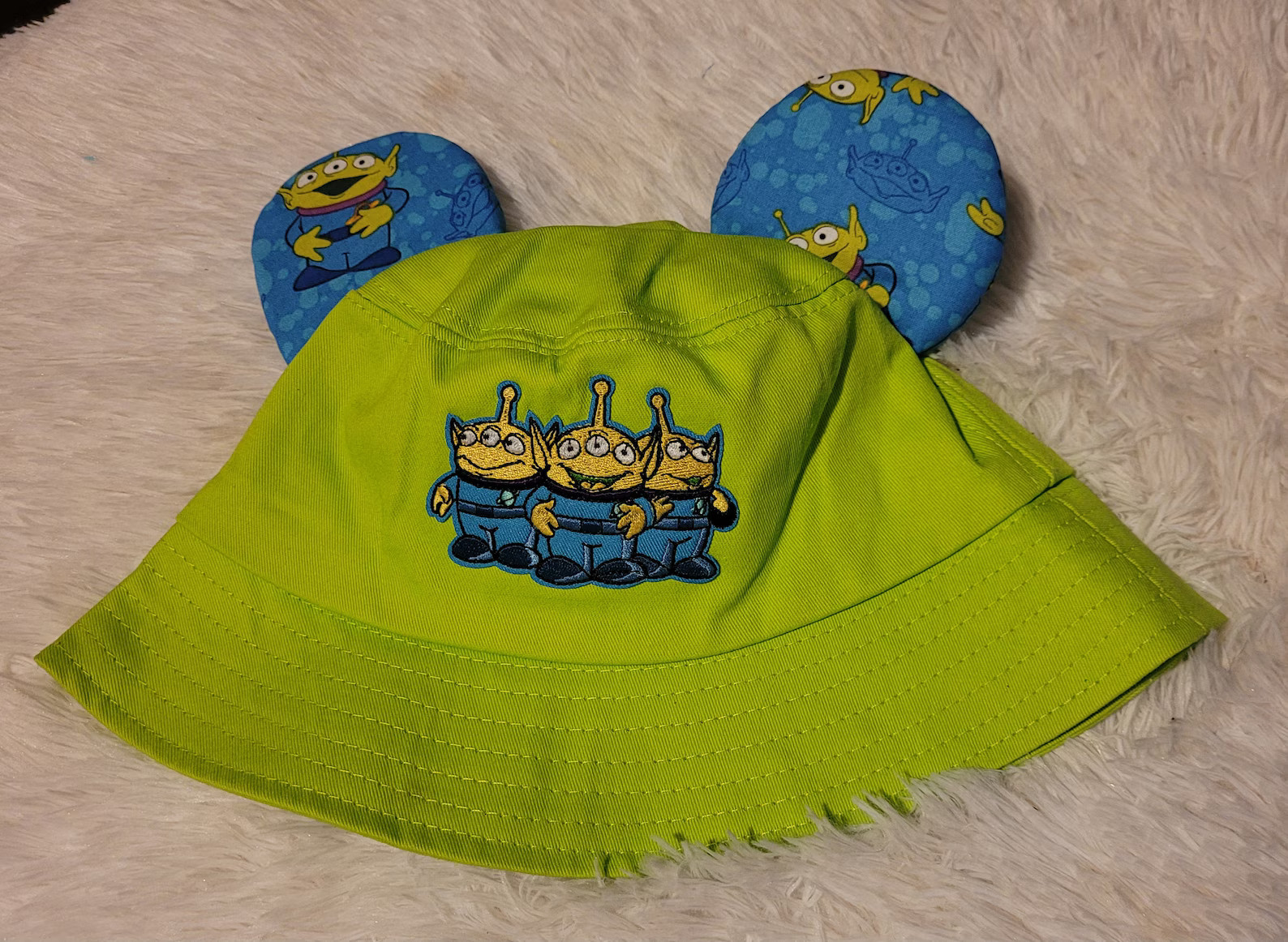 Alien's Adult Bucket Hats - Etsy | Etsy (US)