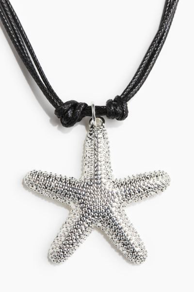 Cord Necklace with Pendant - Black/starfish - Ladies | H&M US | H&M (US + CA)