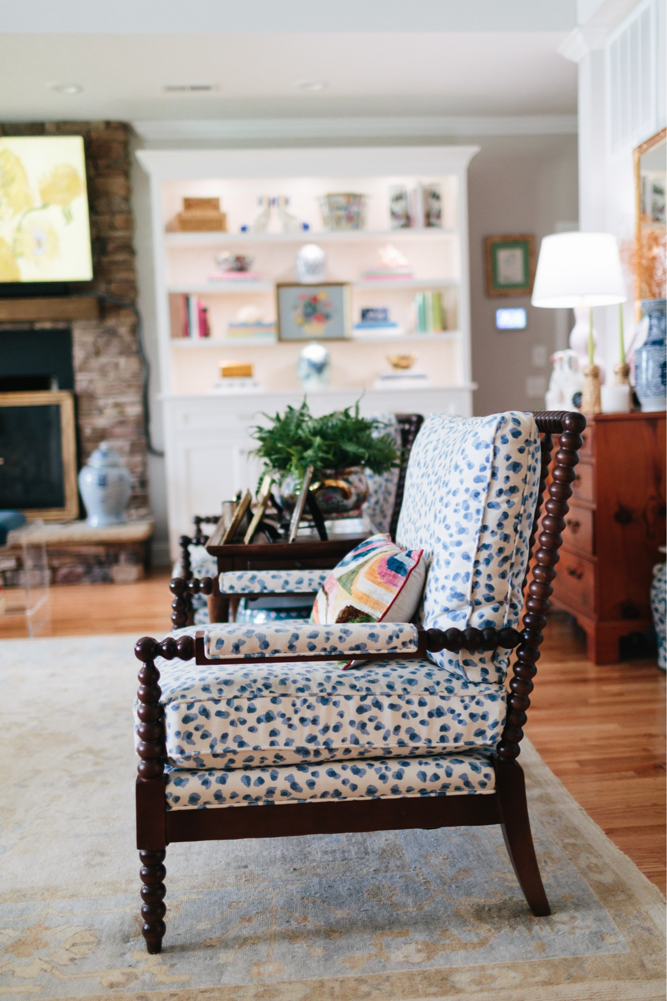 Ballard Designs Shiloh spool chair is on sale! #ballarddesigns #customupholstery 

#LTKhome