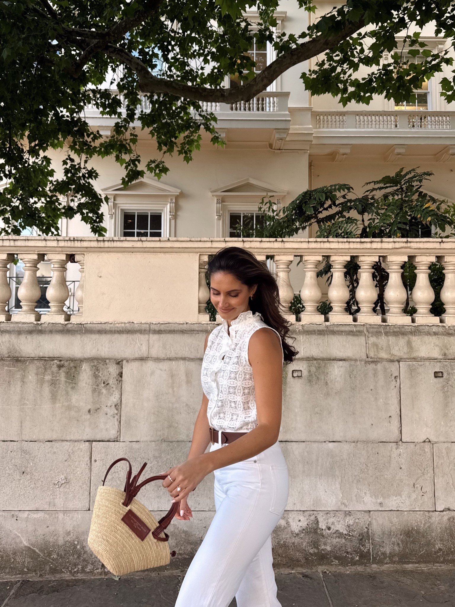 White jeans summer outfit  

#LTKsummer