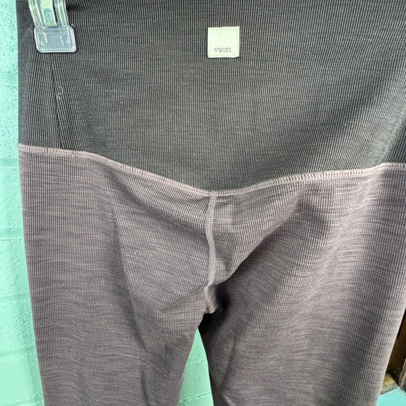 Vuori Lux Rib Studio leggings in purple. Size S. Very good used condition. | Poshmark