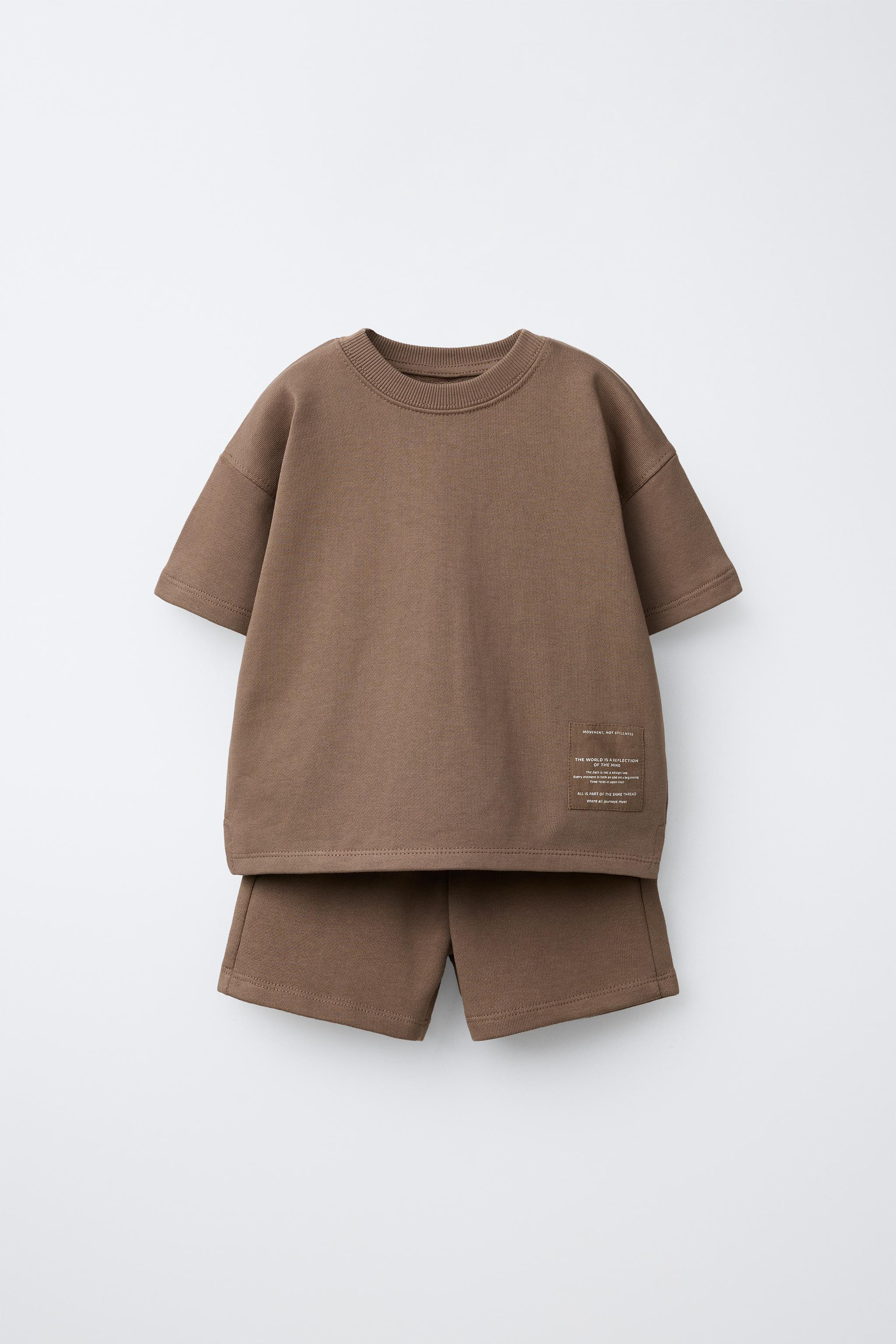 JOGGING T-SHIRT AND BERMUDA SET WITH LABEL | Zara US