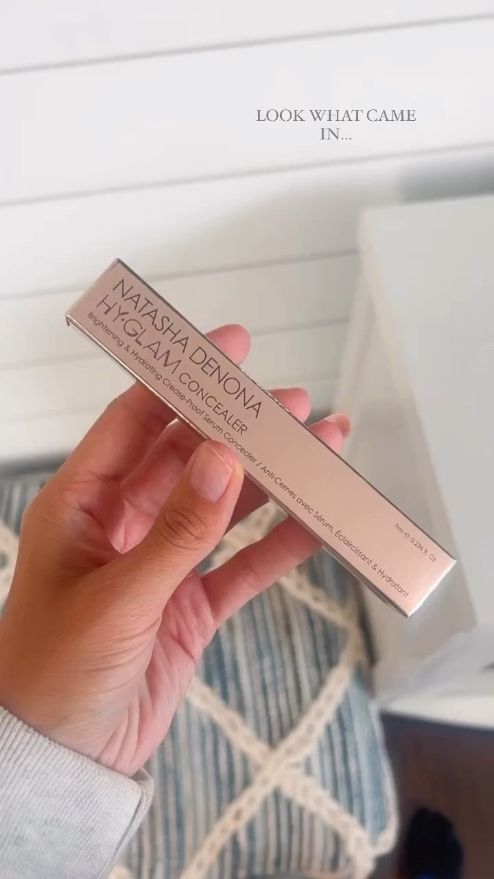 My new favorite under eye concealer!
Sephora 
Natasha denon 
Makeup beauty 
Full coverage face makeup 
Ulta 
Bestseller 

#LTKbeauty #LTKfindsunder50 #LTKfindsunder100