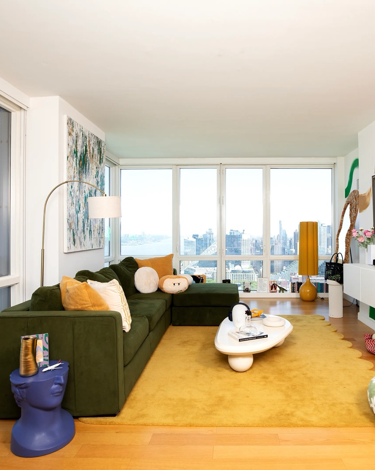 Living room details 💚💛

#LTKSeasonal #LTKStyleTip #LTKBeauty