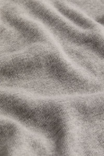 Cashmere-blend polo-neck jumper | H&M (UK, MY, IN, SG, PH, TW, HK)