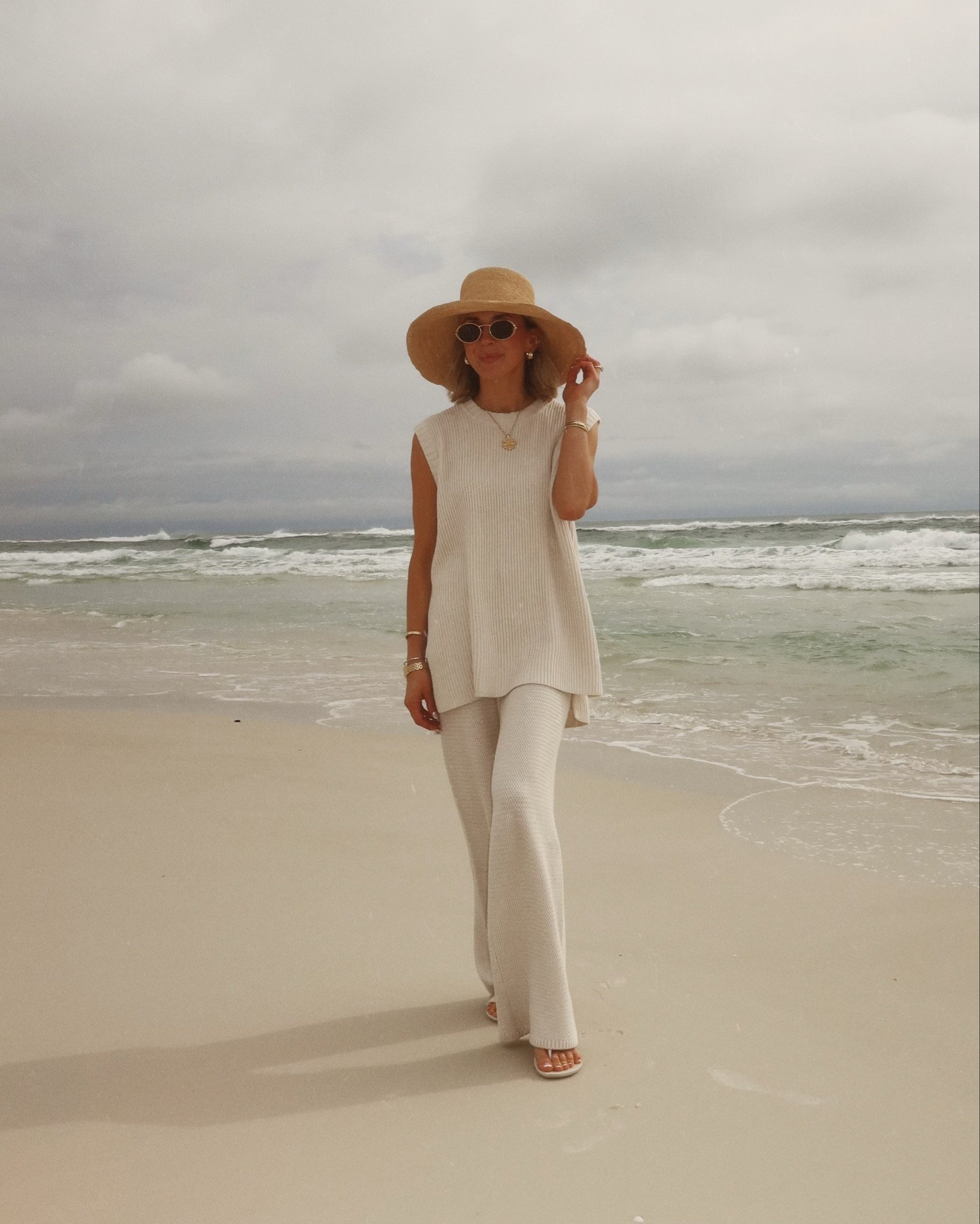 The perfect old money look to wear on the beach or shopping with the girls. @splendid

#LTKSeasonal