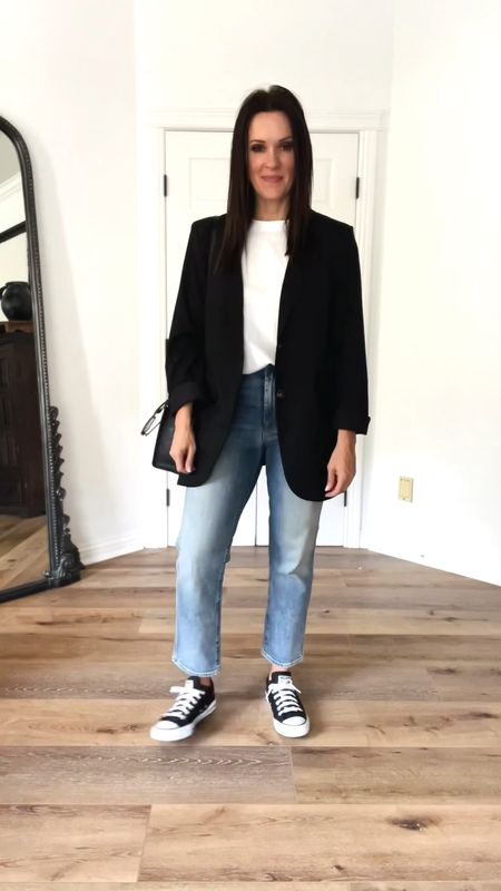 Outfit formula when you have nothing to wear. 

Blazer, tee, cropped denim, converse chuck Taylor. Simple, chic, polished!

Sizing:
Blazer-medium
Jeans-rigid, size up 
Tee-small, TTS
Shoes-TTS

Casual | smart casual .| blazer outfit | H&M | Target style | outfit formula 



#LTKunder50 #LTKunder100 #LTKstyletip