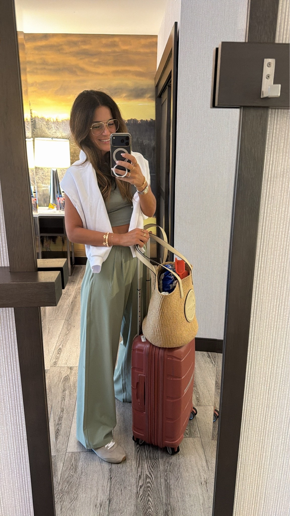 ✈️

#LTKgrwm #LTKfitnessgoals #LTKTravel