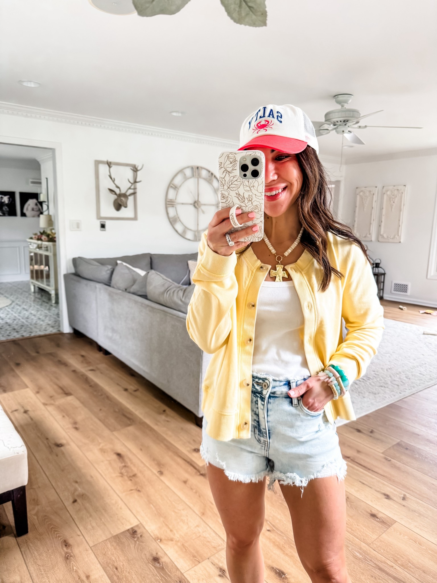  Code TICKTOCK or LTK10. Maurice’s, Maurices . Denim shorts 25. Prefer 26. Small cardigan sweatshirt.



#LTKSaleAlert #LTKOver40 #LTKPetite