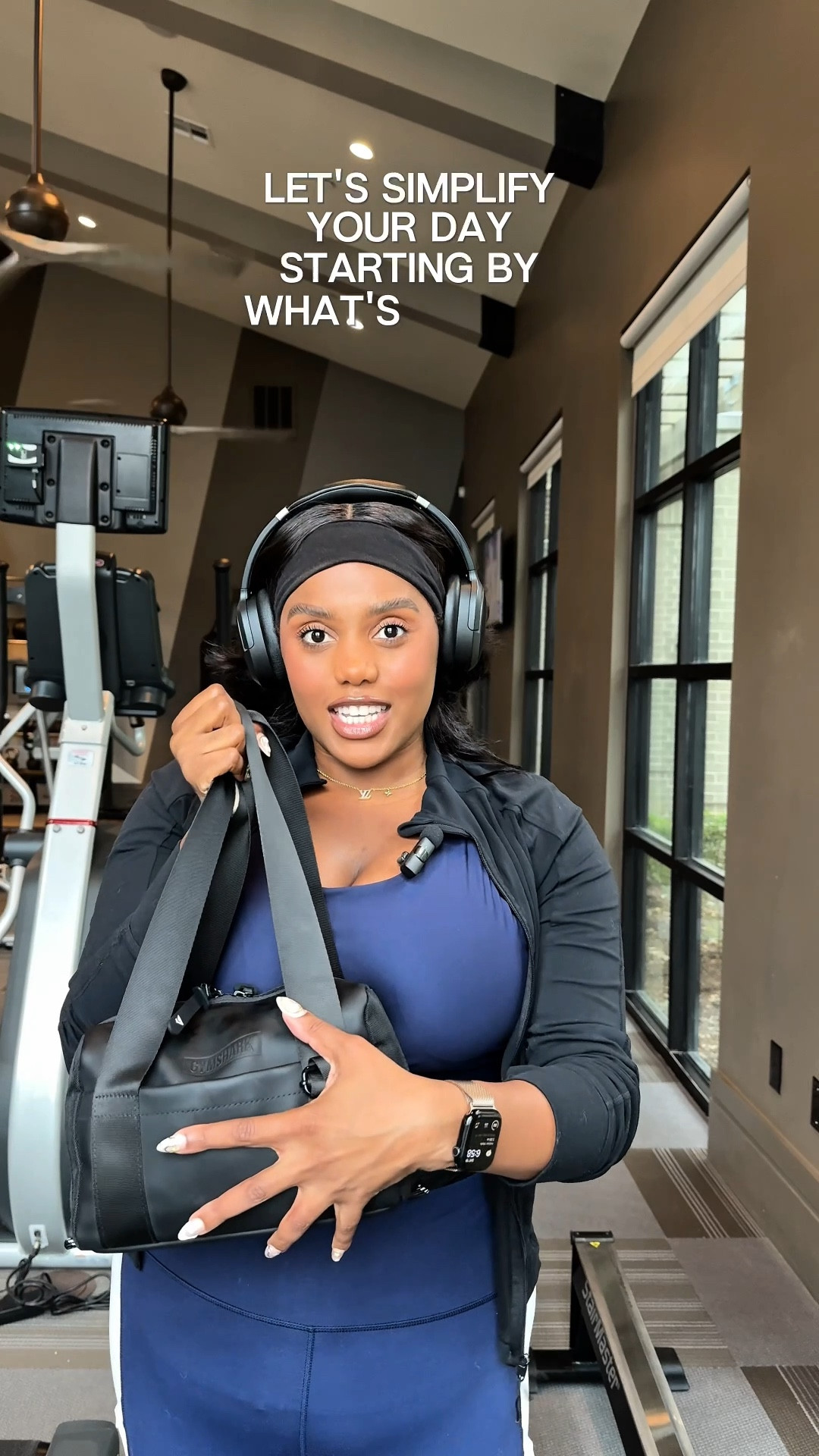 For my first time, anxious and/or forgetful gym girlies: HERE IS WHAT’S IN MY GYM BAG ⏰🏋🏽‍♀️👟

I included things that are also in hand at the gym but majority is from inside the bag itself x.  

Hope this helps all of you! 

#LTKFindsUnder100 #LTKBeauty #LTKActive