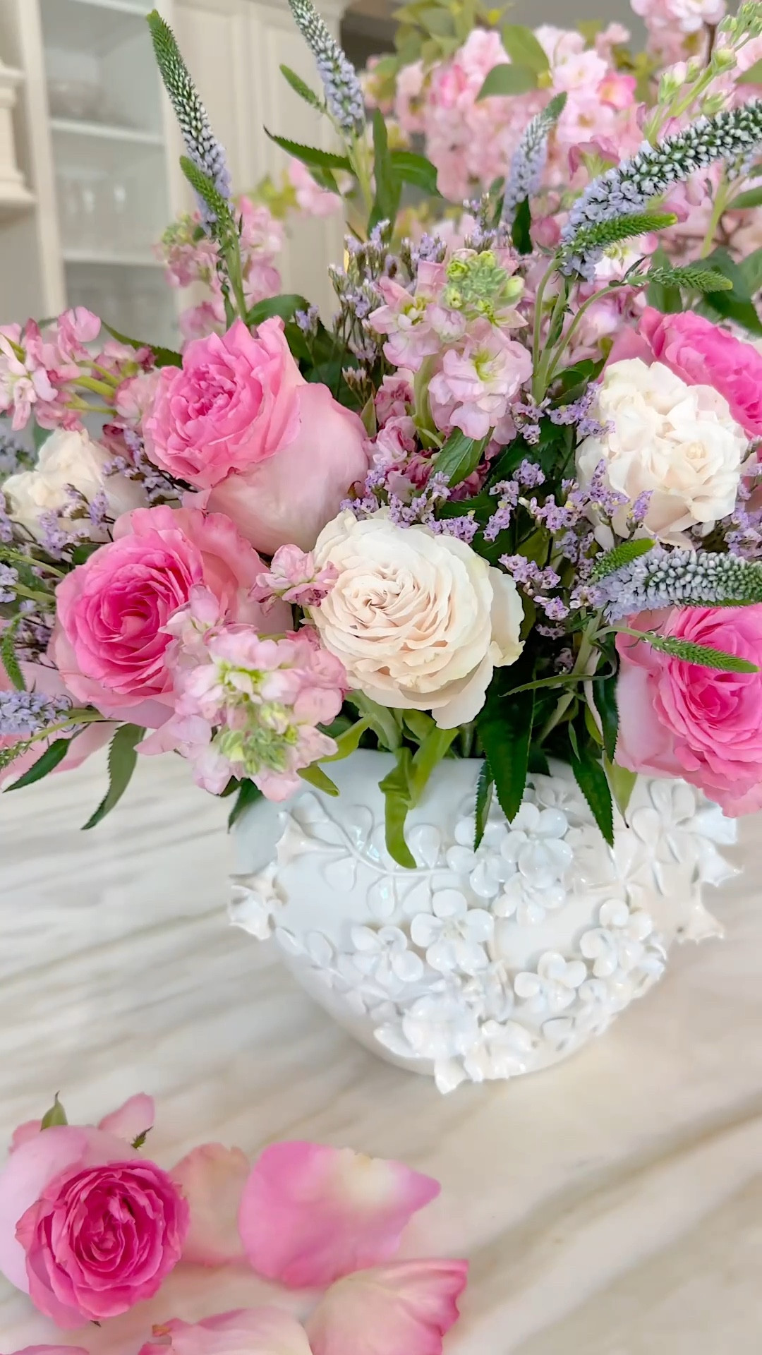 Trader Joe's flowers + Amazon tools never disappoint!Used an Amazon floral cage to keep it all in place and this leaf remover tool... OBSESSED!!! Makes DIY floral arrangements super easy at home
To shop comment "FLOWERS" and check your DMs
#founditonamazon #flowerarrangements #floralarrangements #diyhomedecor #diycenterpiece #traderjoes 

#LTKselfcare #LTKmorningroutine #LTKHome