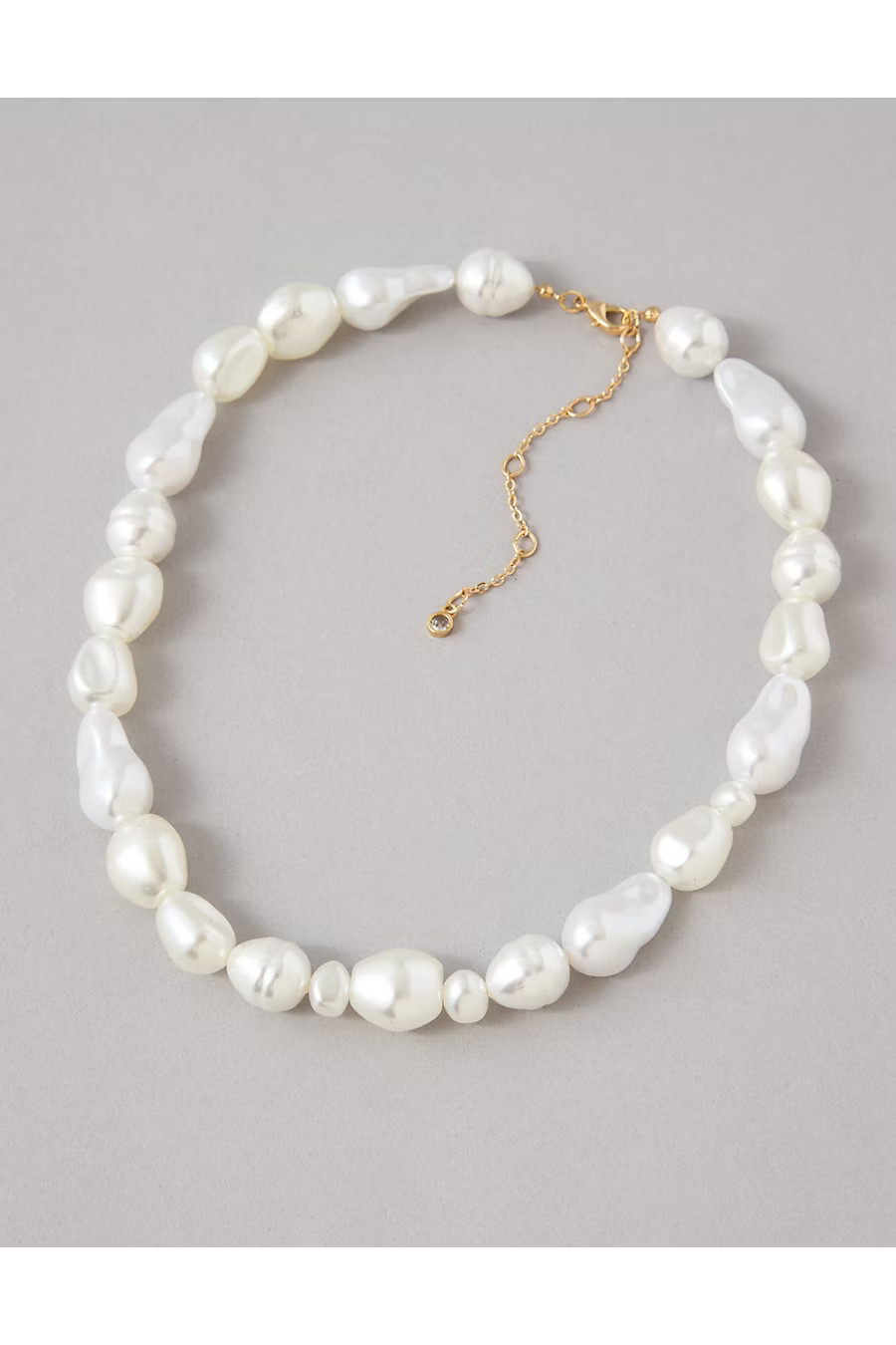 AEO Chunky Pearl Necklace Women's Cream One Size | American Eagle Outfitters (US & CA)