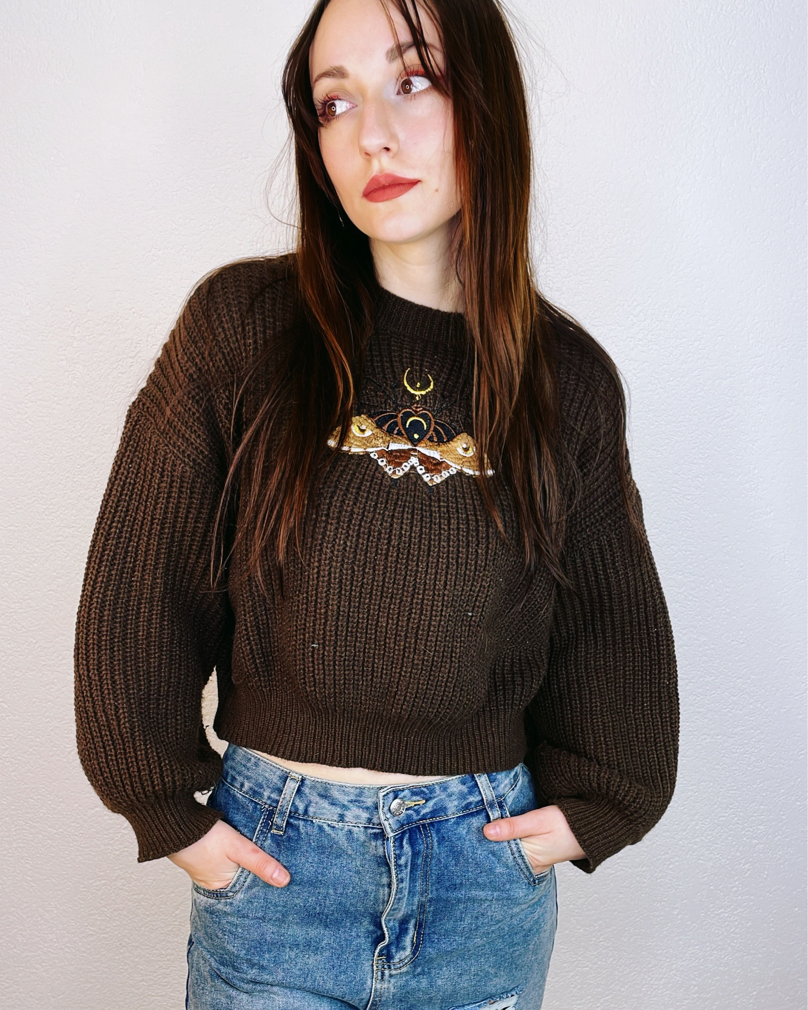 Brown Drop shoulder sweater🤍

#LTKSeasonal LTKFestiveSaleDE #LTKGiftGuide