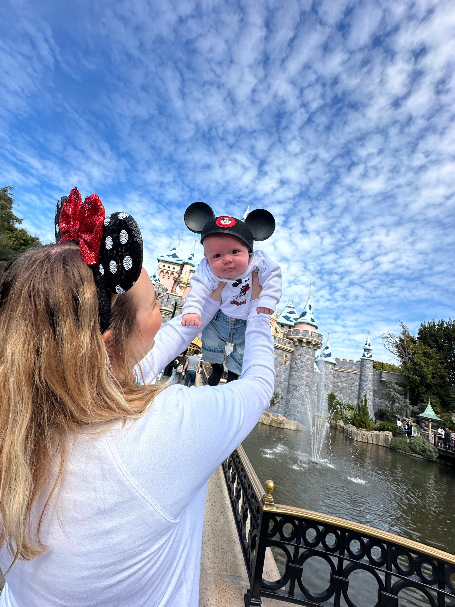 Disney mom 
Disney baby 
Disney outfits 

#LTKfamily #LTKstyletip #LTKtravel