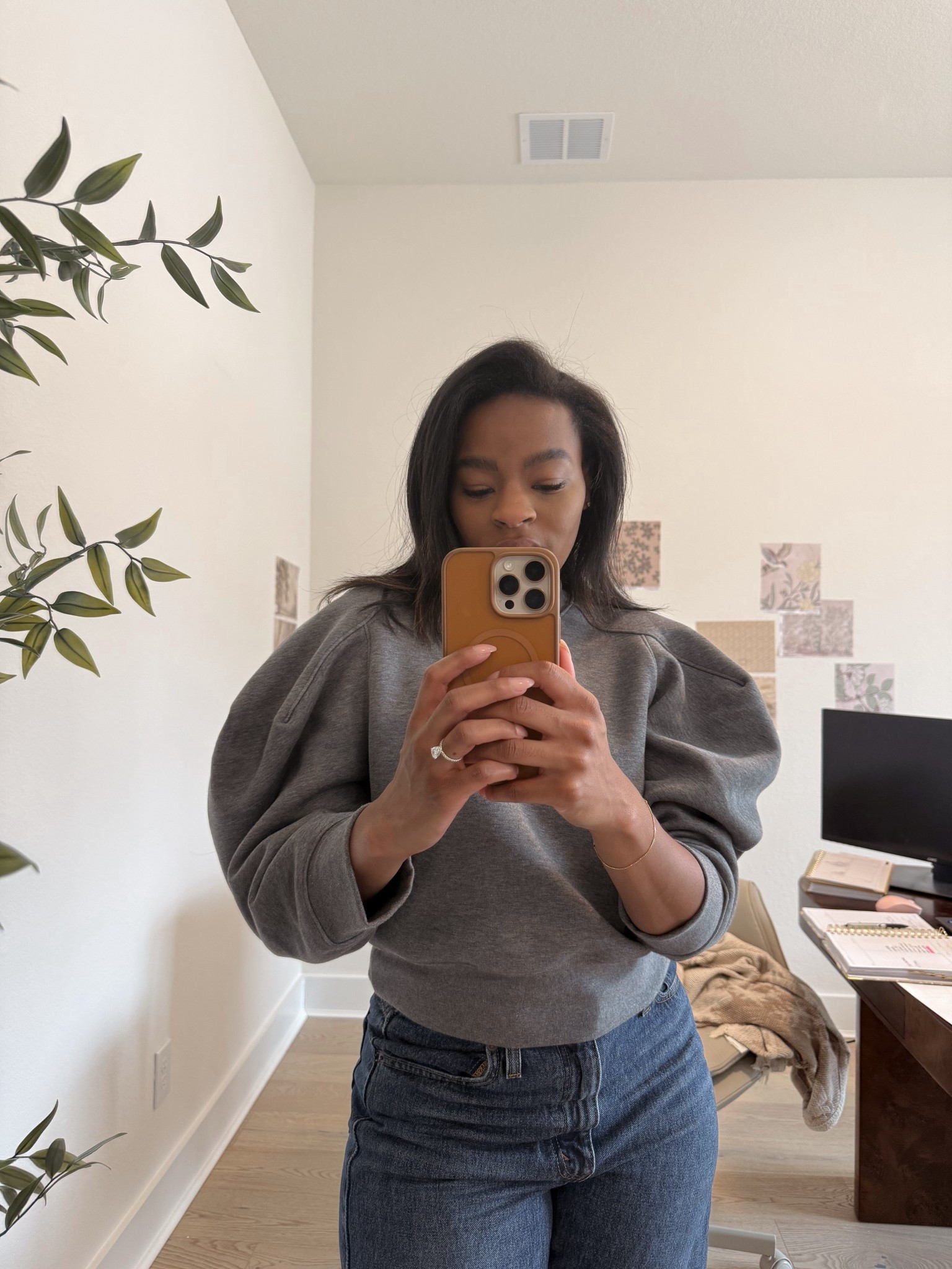 Banana republic outfit 🤎

#LTKgrwm #LTKmomlife