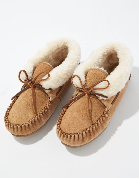 Minnetonka Chrissy Boot | American Eagle Outfitters (US & CA)