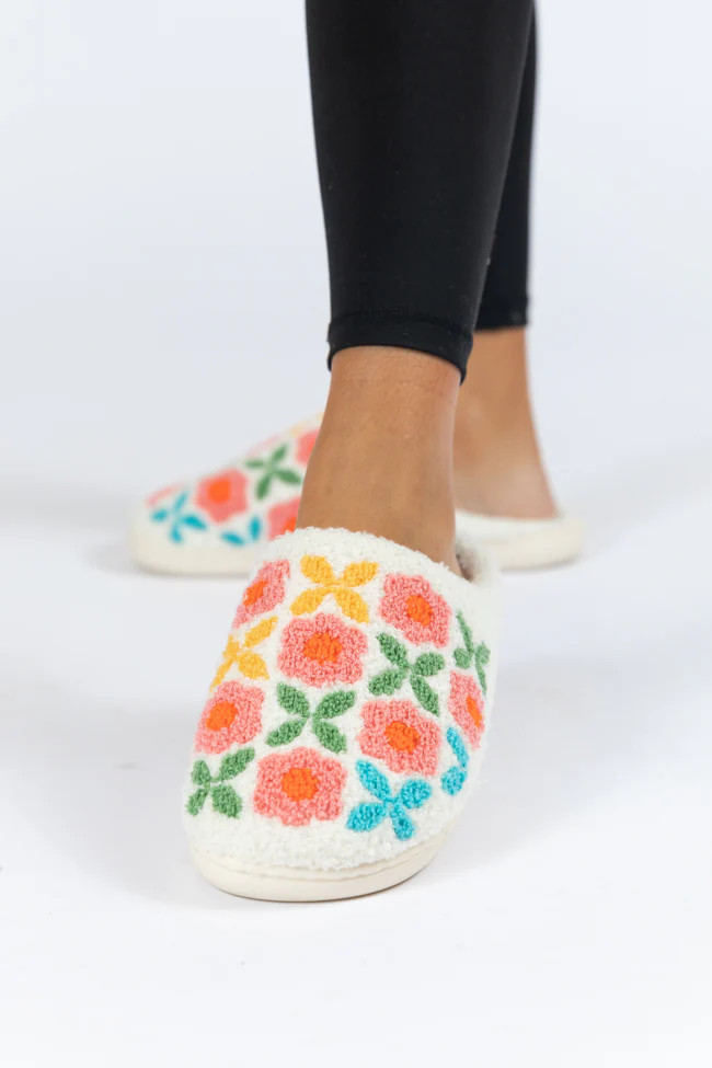 Floral Printed Slippers DOORBUSTER | Pink Lily