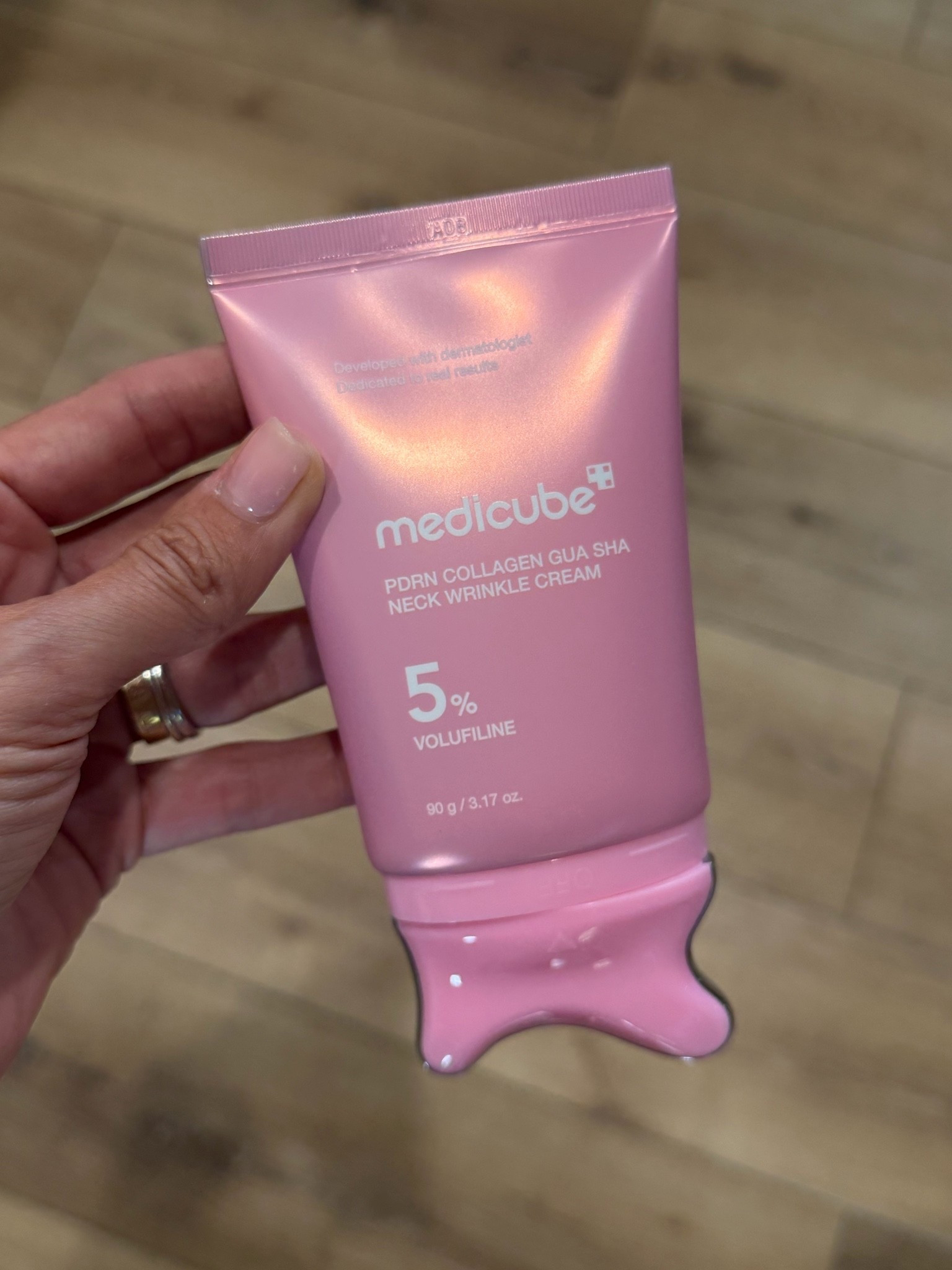 Medicube PDRN neck gua sha - Amazon prime deal day 🤌🏼

#LTKgrwm #LTKBeauty #LTKselfcare