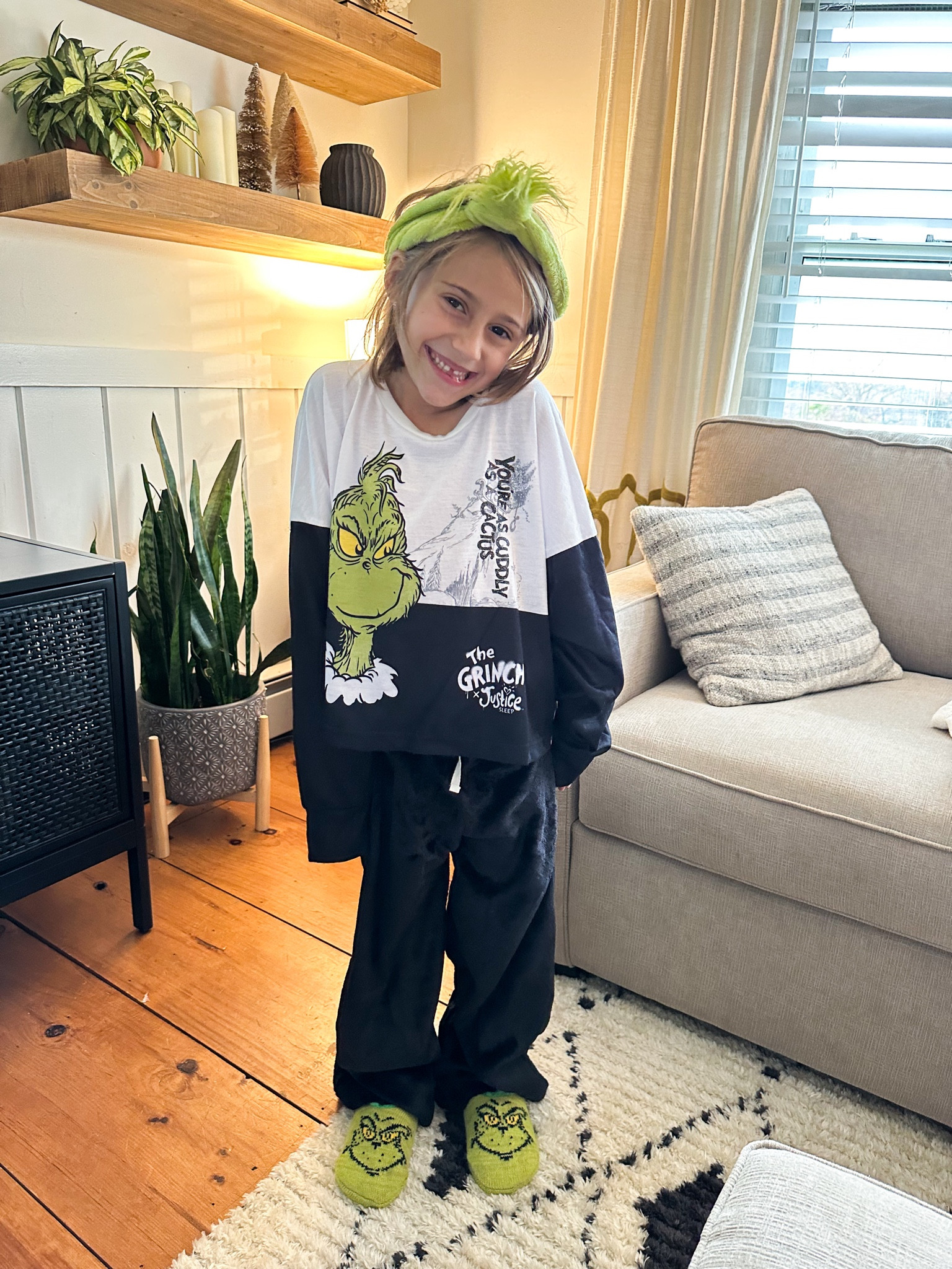 the cutest grinch pajamas from Walmart! #walmartfinds #girls #giftguide

#LTKHoliday #LTKSeasonal #LTKGiftGuide