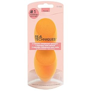 Real Techniques Miracle Complexion Sponge, Beauty Sponge For Makeup Blending & Foundation Applica... | Amazon (US)