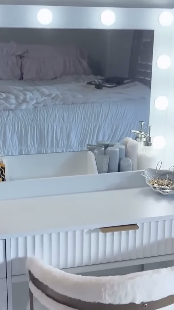 PaisLee’s new 2026 vanity 🌟 Shop her favorite GRWM skincare, makeup, & haircare products! Home organization 

#LTKBeauty #LTKHome