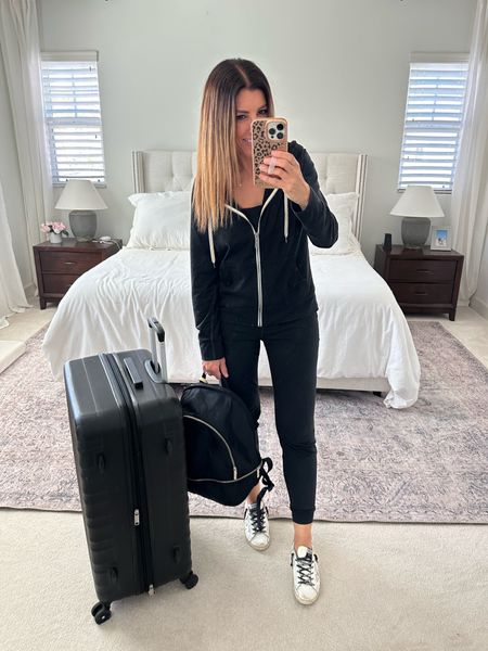 Airport outfit ✈️  these joggers are so comfy for a long day of travel. Wearing a small in the joggers and hoodie 


#vuori #joggers #traveloutfit #airportoutfit #travelstyle #comfyoutfit 

#LTKfindsunder100 #LTKstyletip #LTKtravel