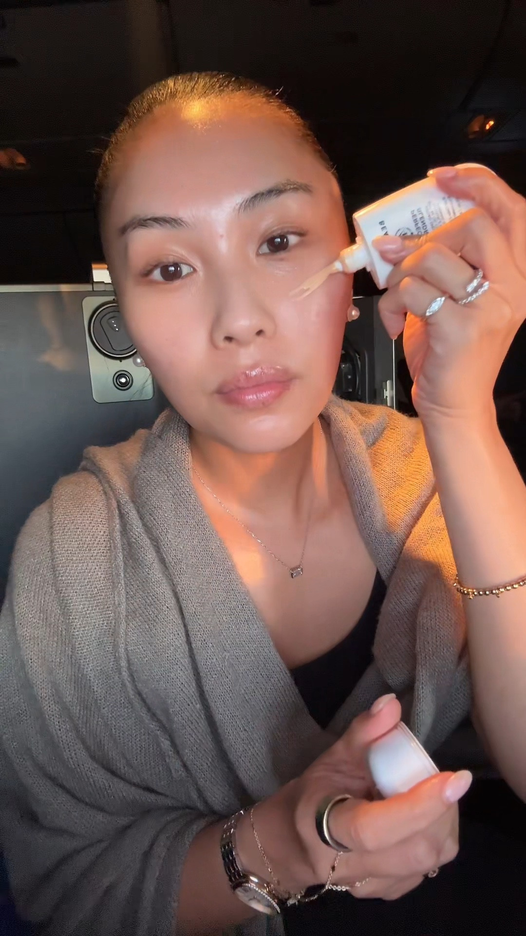 In flight skincare routine ✈️☁️💛

#LTKTravel #LTKFindsUnder50 #LTKBeauty