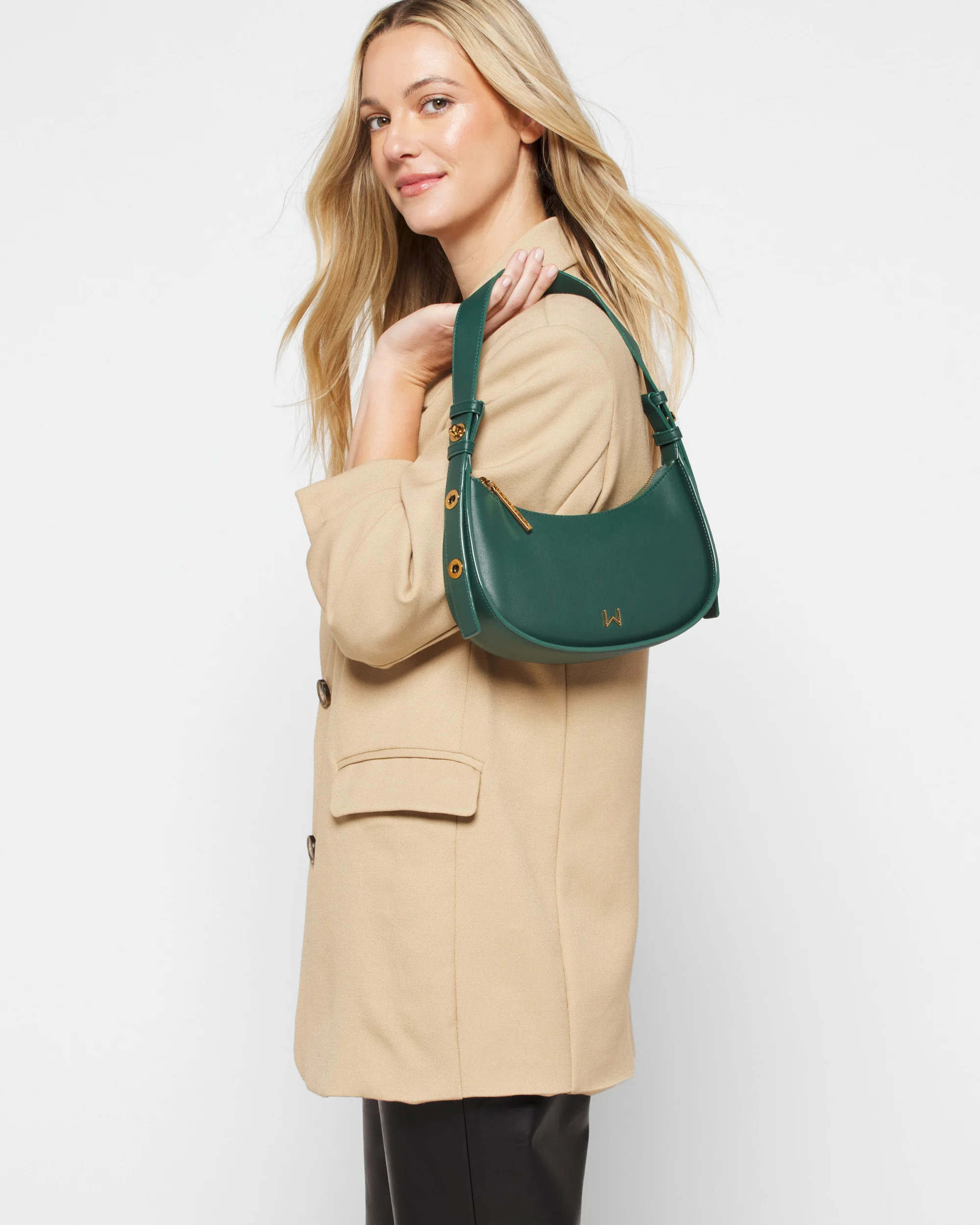 H.O.W. We Are Confident Small Boette | Stitch Fix