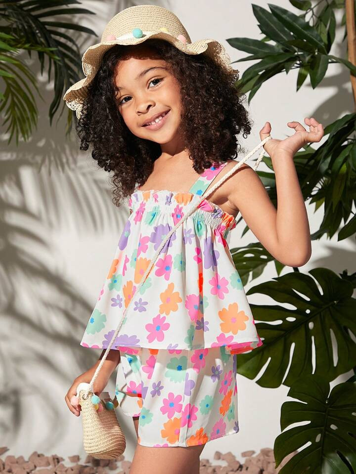 SHEIN Kids Cooltwn Young Girl Floral Print Wide Straps Top & Shorts | SHEIN