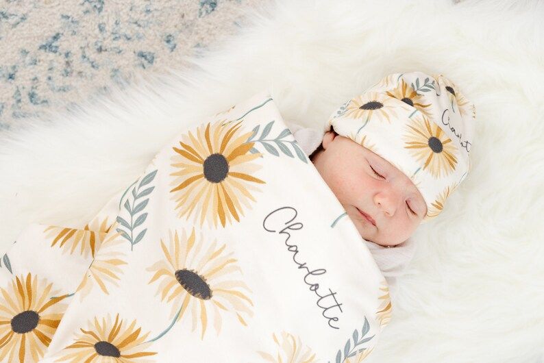 Daisy Personalized Name Swaddle, Newborn Swaddle Blanket, Baby Blanket Daisy Floral Blanket, Name... | Etsy (US)