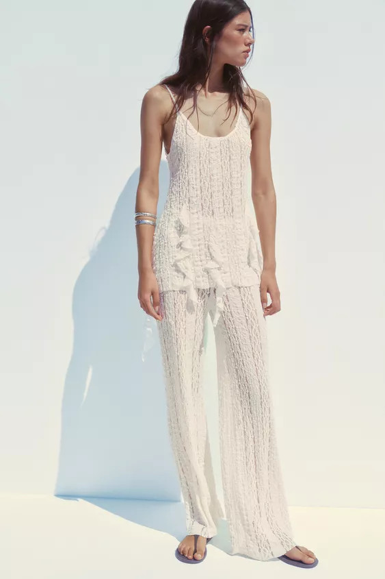 LACE TEXTURED SCALLOPED TOP | Zara UK