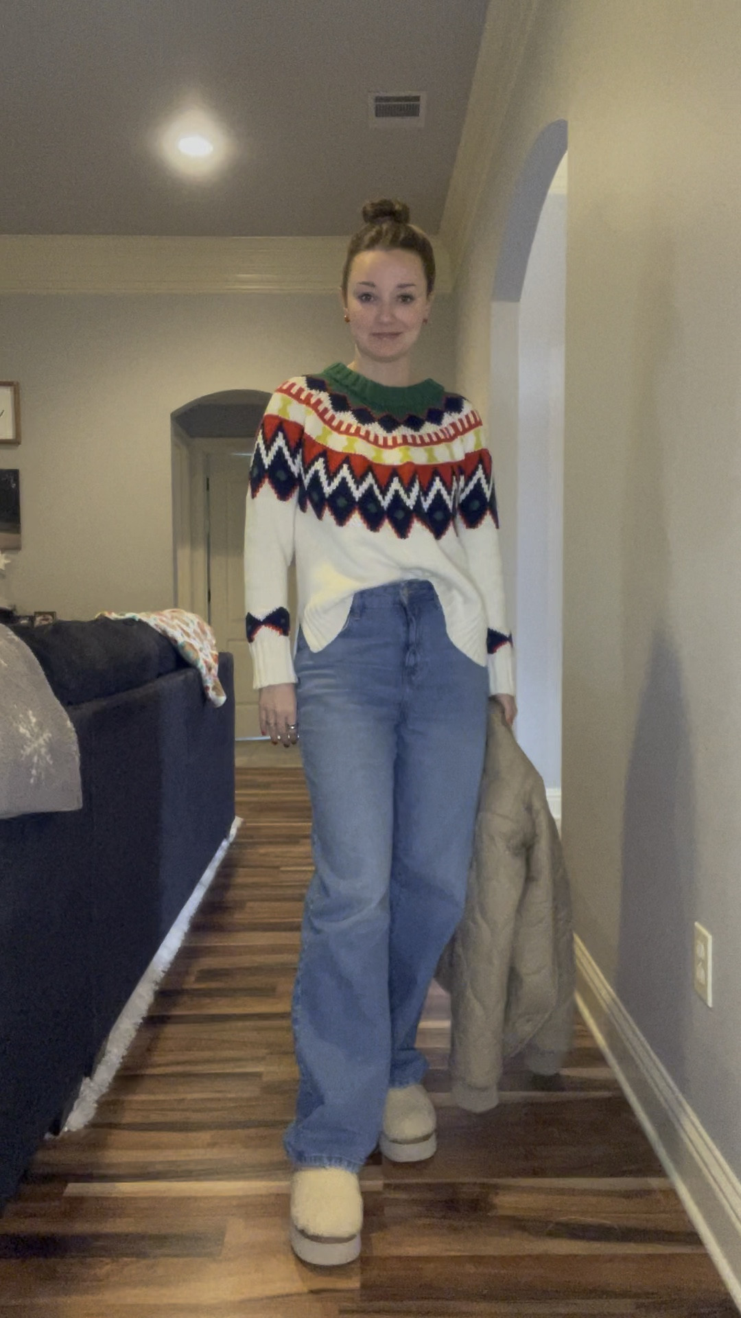 Sweater is Aerie.. snagged from T.J. Maxx!❄️🌲🤍

#LTKstyletip #LTKHoliday #LTKfindsunder100