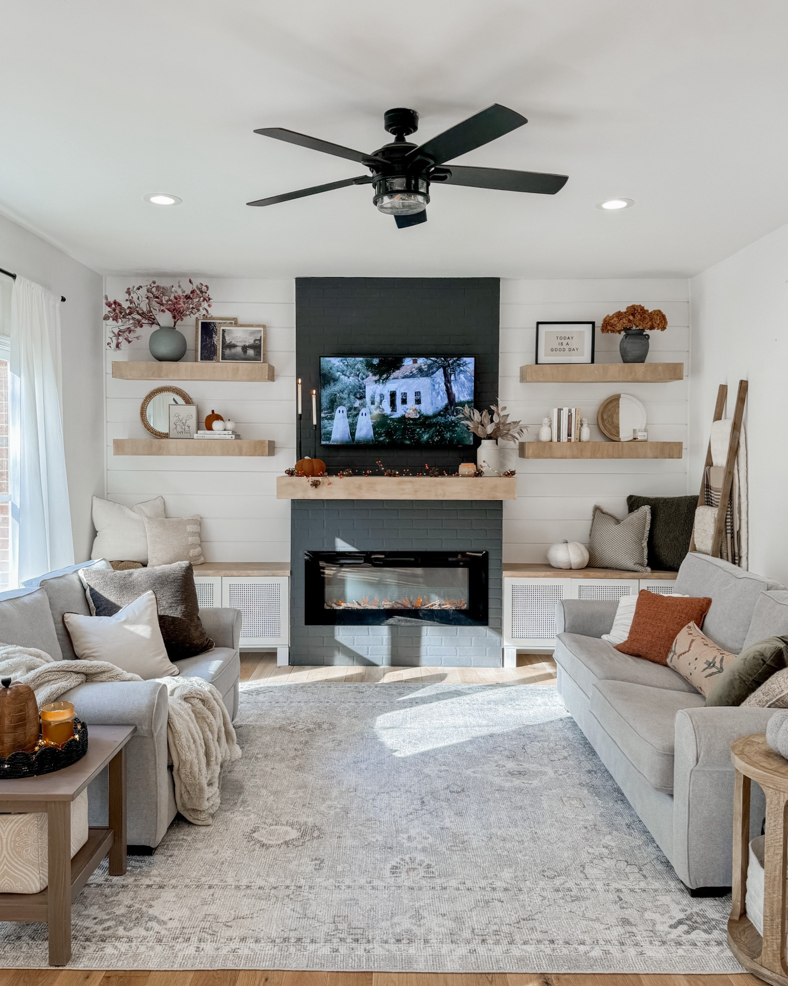 Ceiling fan linked 👏🏻

#LTKHome