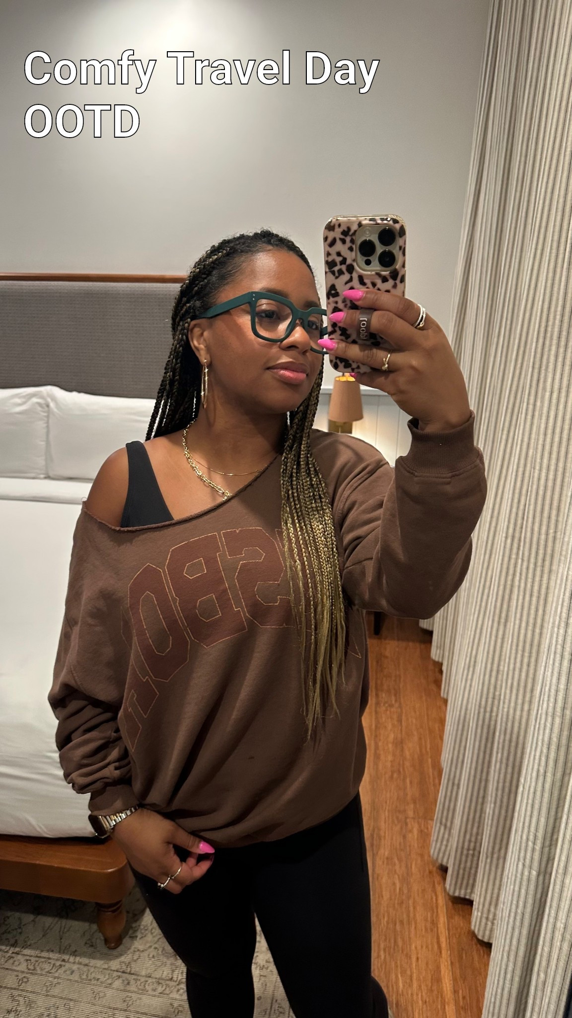 This outfit helped me survive a 4 hour delay from DCA TO MIAMI! 

Leggings with pockets and wearing layers is an airport must!

#LTKActive