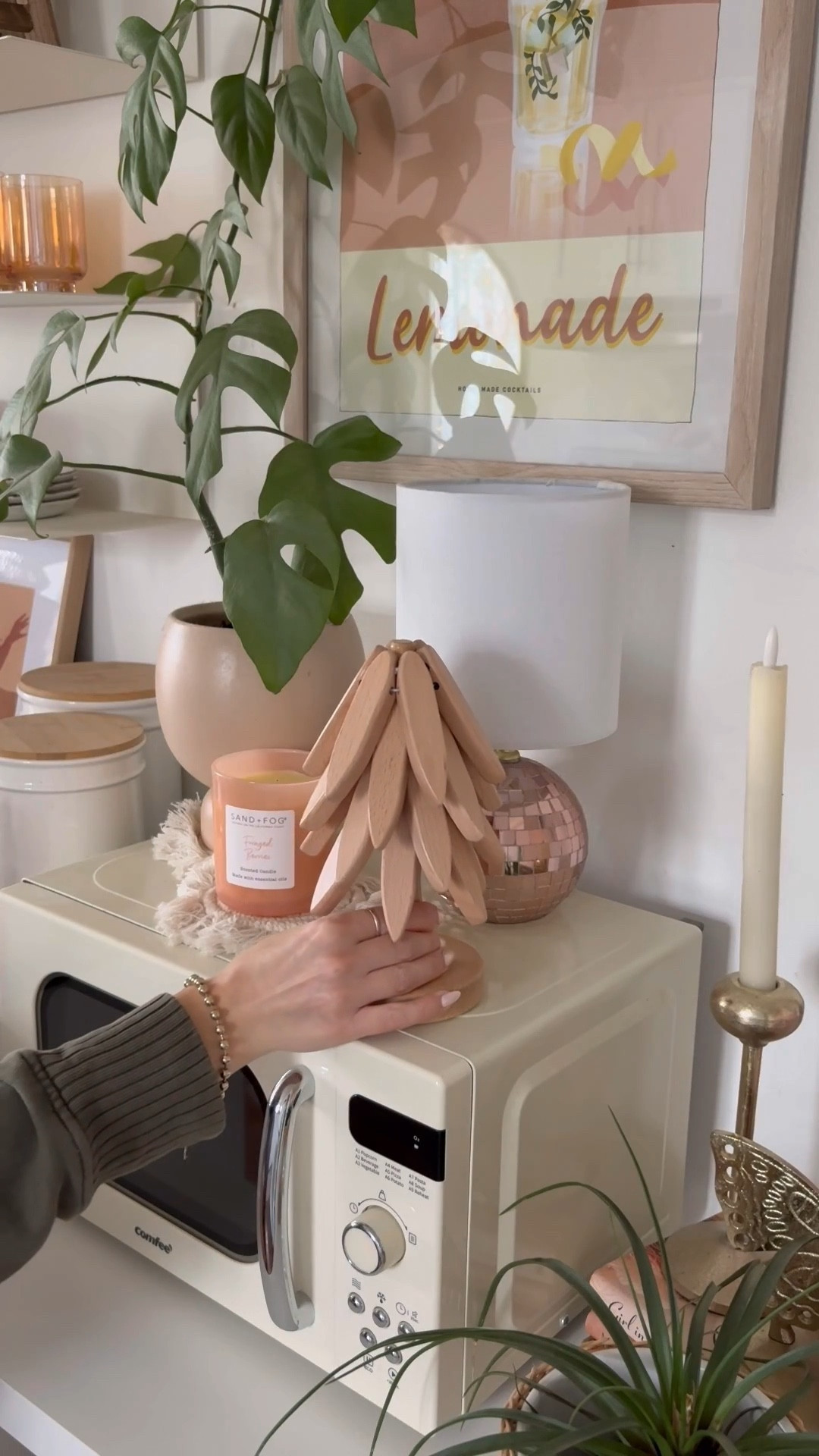 umm cutest trivet set ever 🥹 i ordered this late in the season last year and didn’t get much time to enjoy it, so i’m excited to get good use out of it this christmas!! 🫶🏼
 
christmas decor, christmas tree trivet, holiday decor

#LTKSeasonal #LTKHoliday #LTKHome