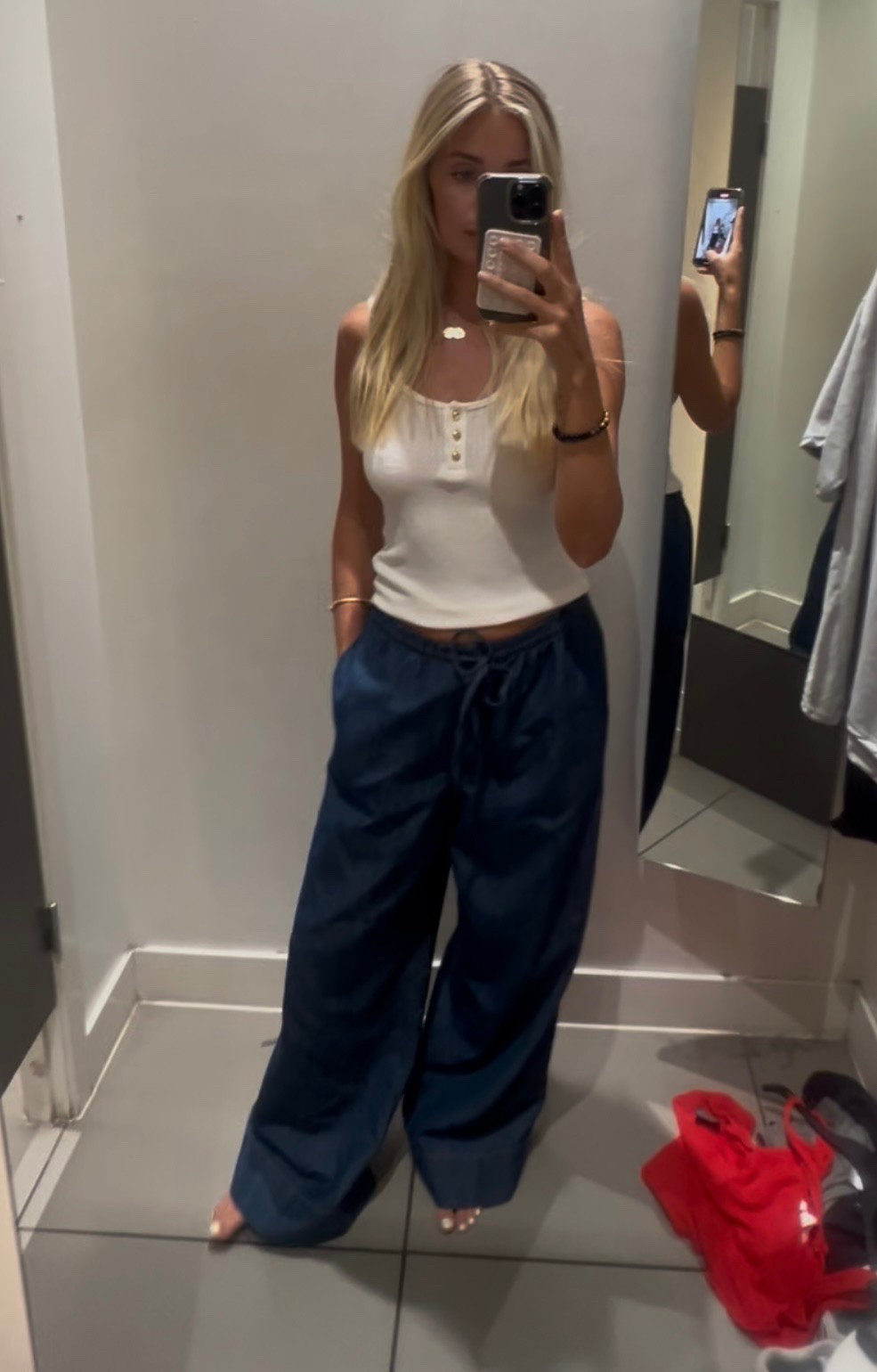 H&M top and trousers 

#LTKeurope #LTKspring #LTKstyletip