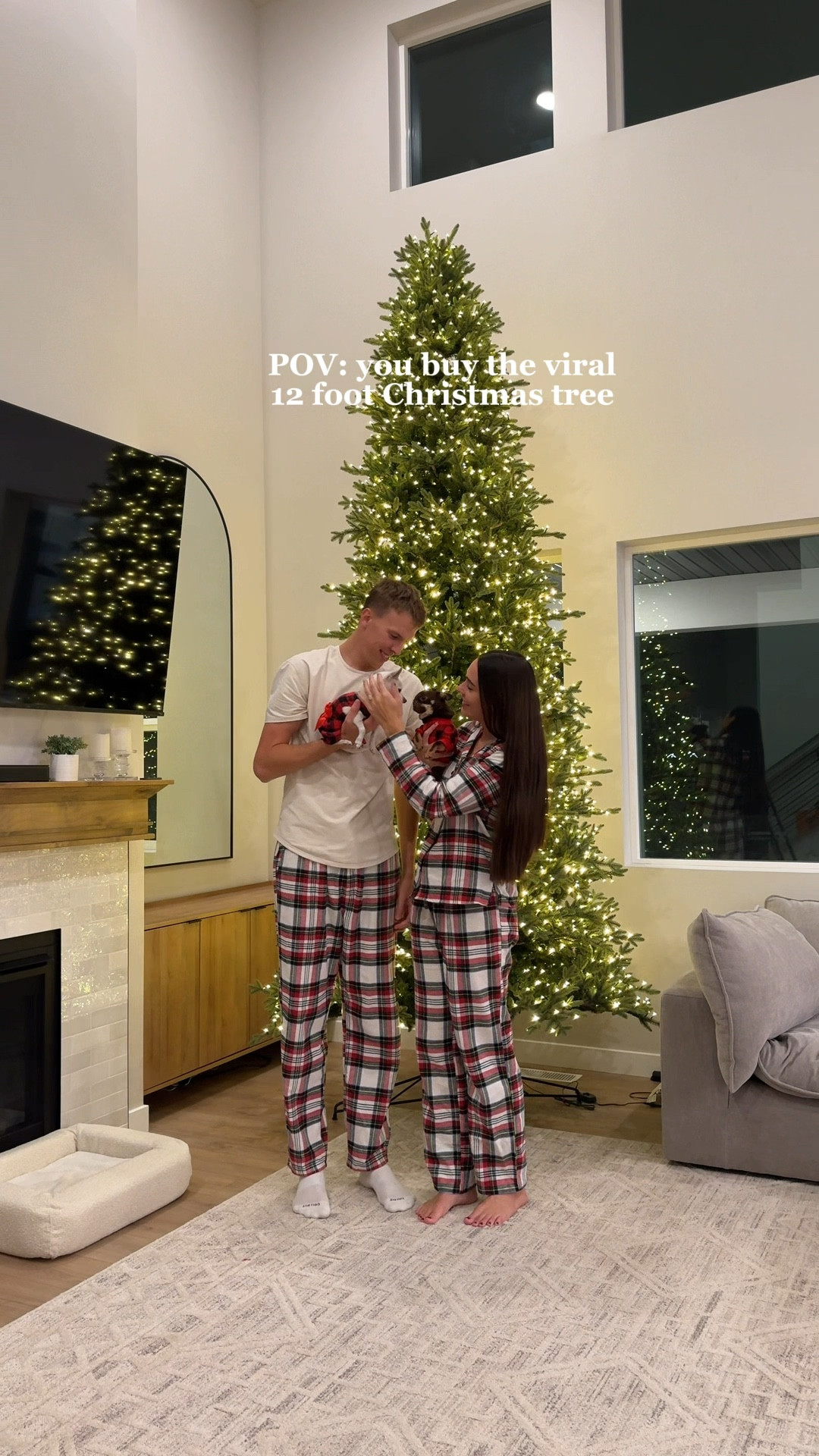 I’m wearing a medium tall
Brett is wearing an XL tall
Madi + Remi are both wearing an XS❤️

#LTKSeasonal